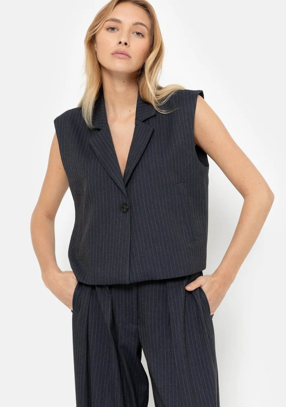 AME ANTWERP GILET