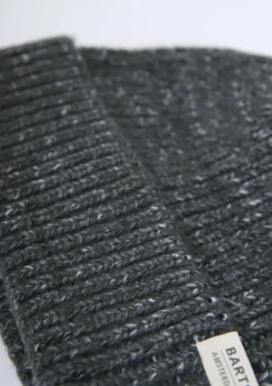 BARTS SHAWL/MUTS