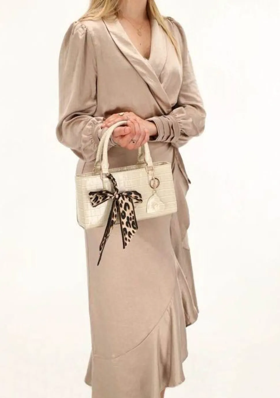 CHARM TAS