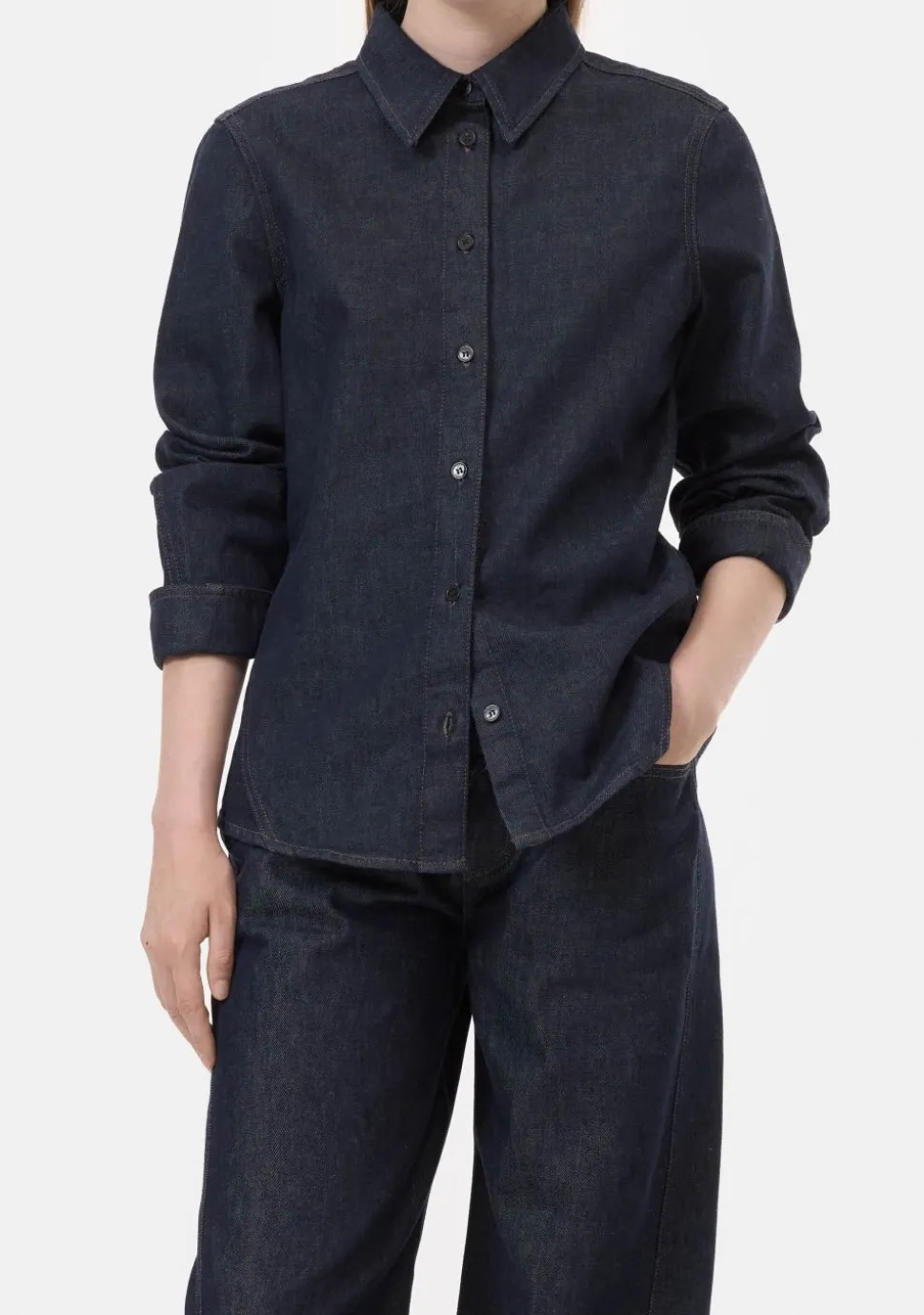 CLOSED BLOUSE