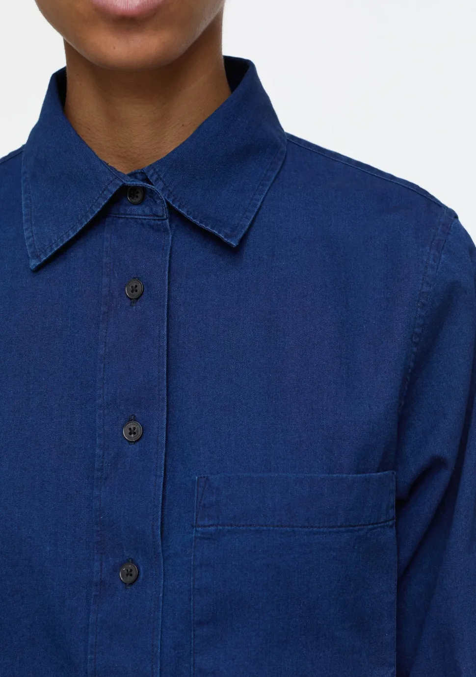 CLOSED BLOUSE