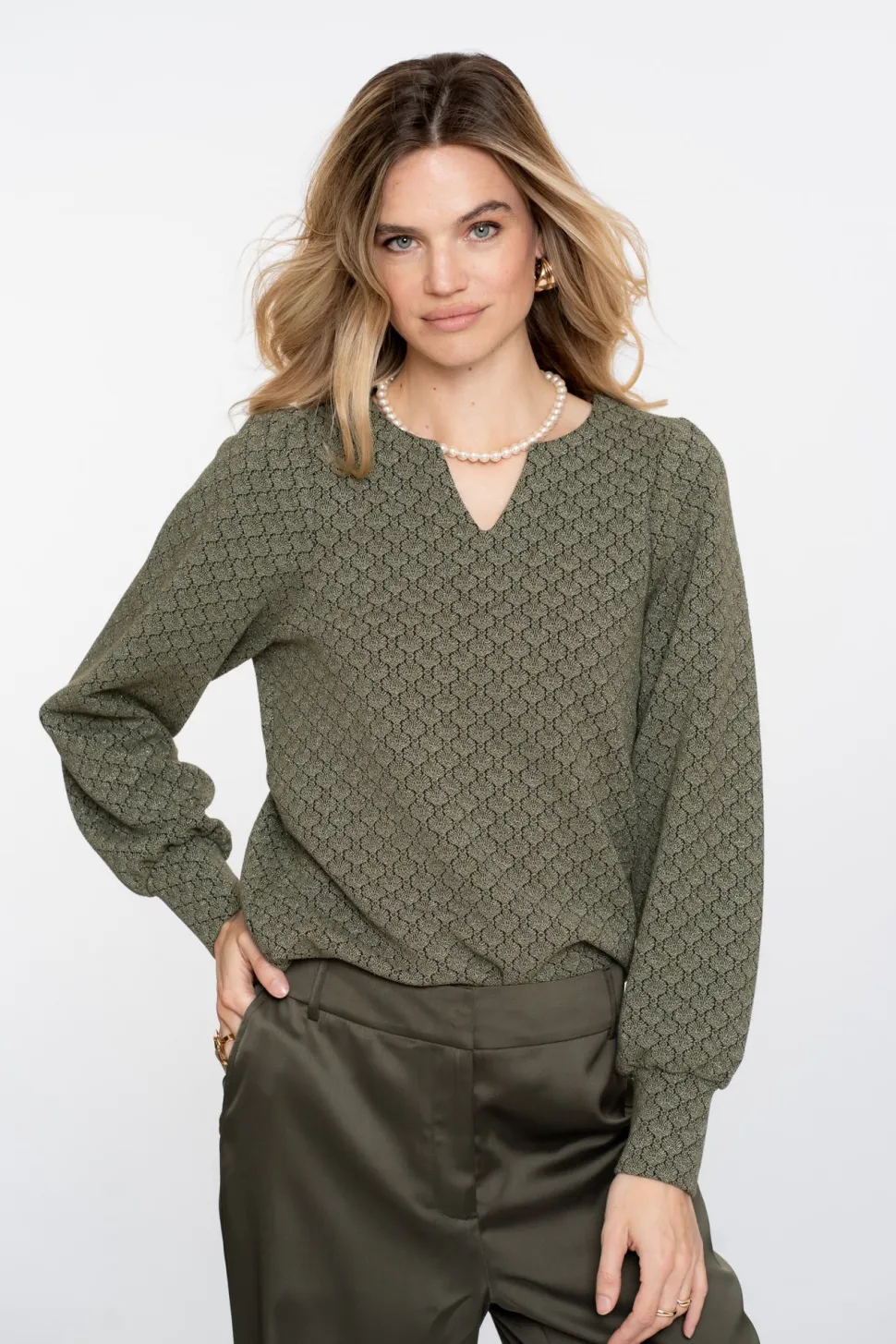 GEISHA SWEATER