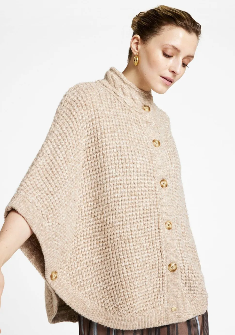 GUSTAV PONCHO