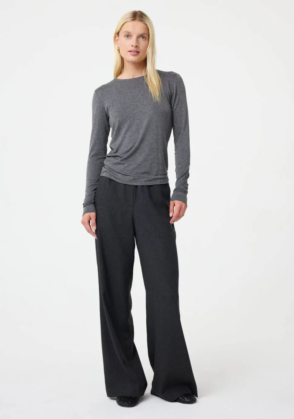 KNIT-TED SHIRT
