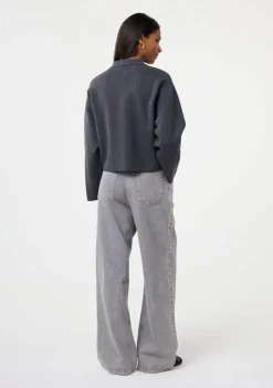 KNIT-TED VEST