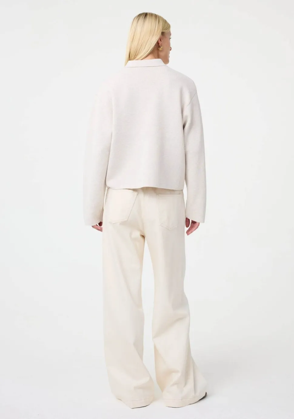 KNIT-TED VEST