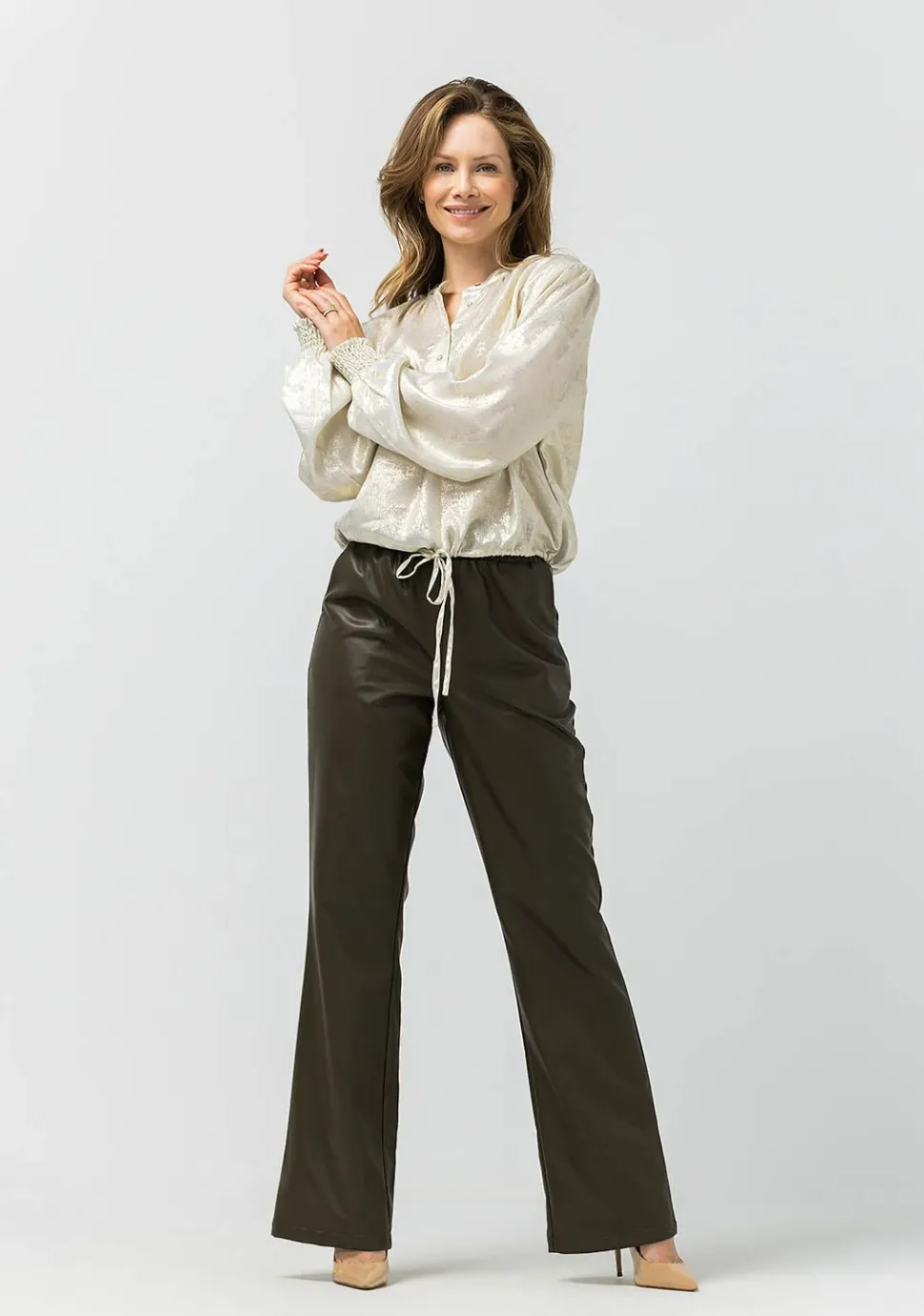 LABEL DOT BLOUSE