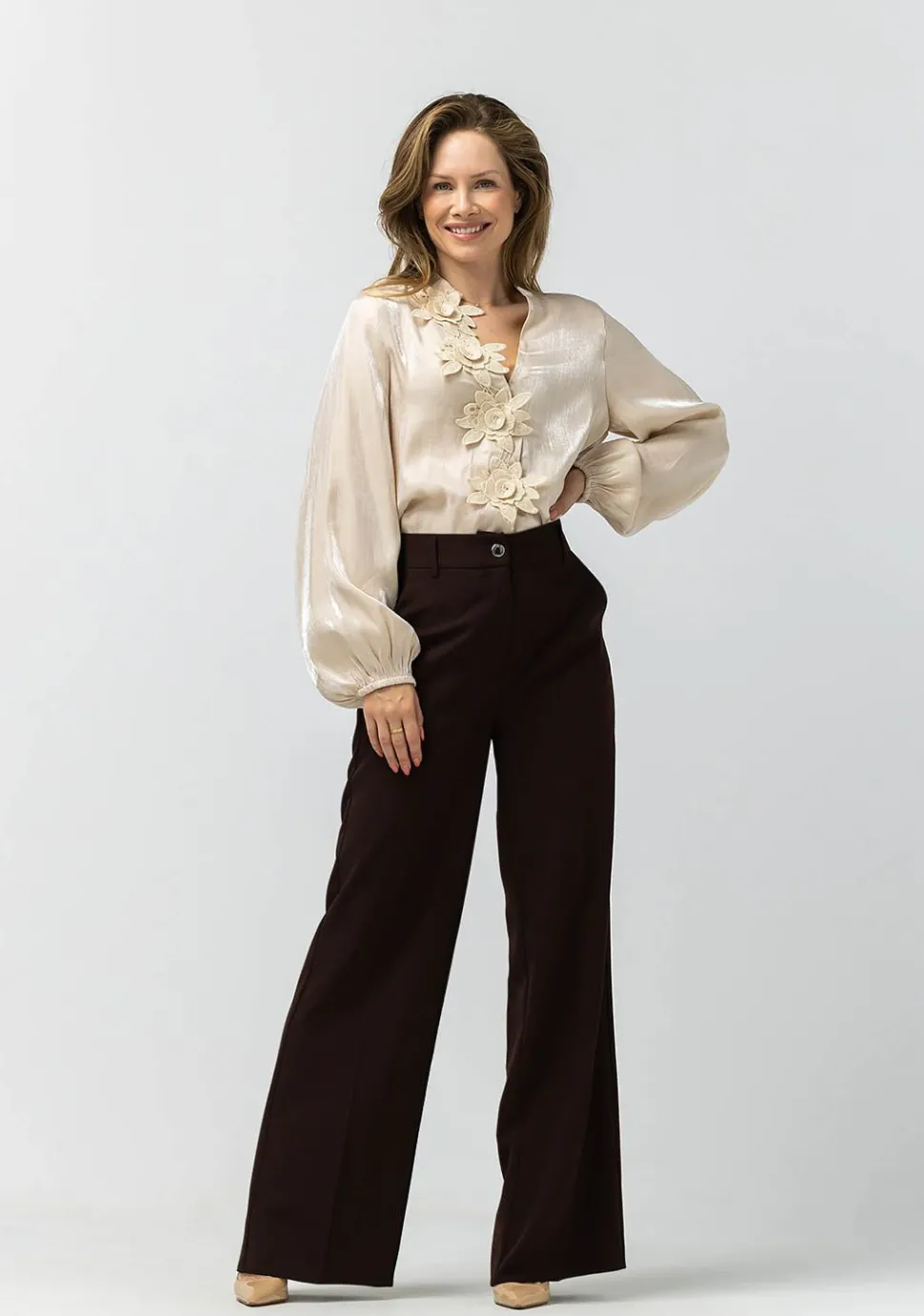 LABEL DOT BLOUSE