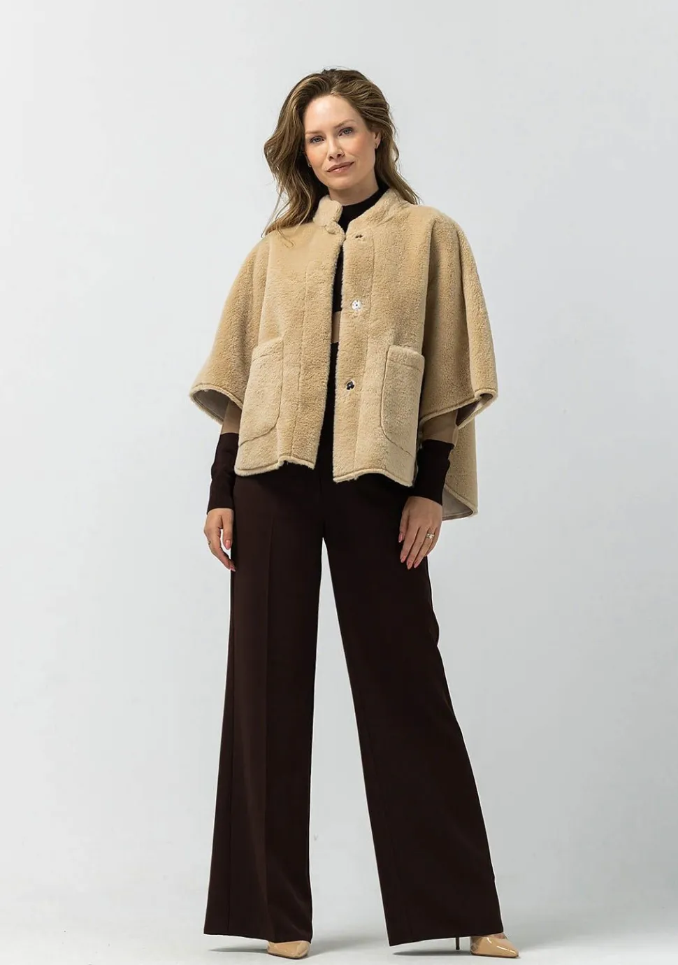 LABEL DOT PONCHO