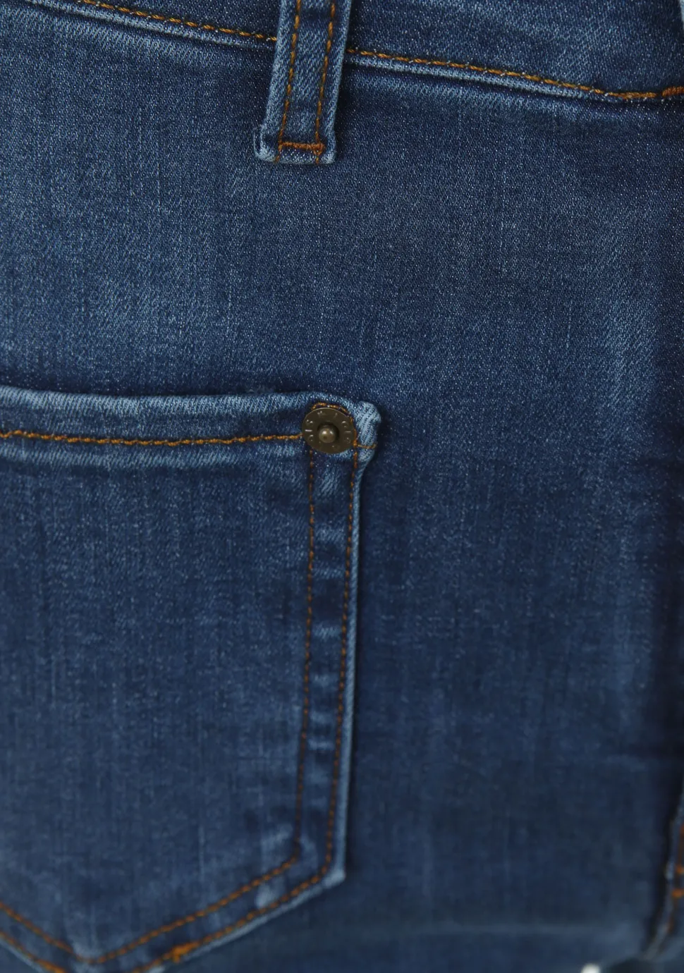 LOIS JEANS