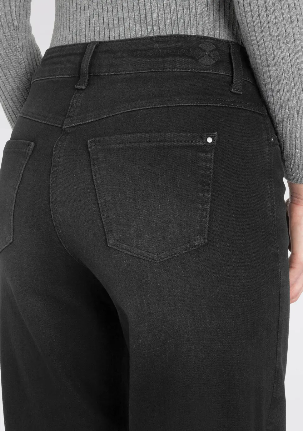 MAC JEANS