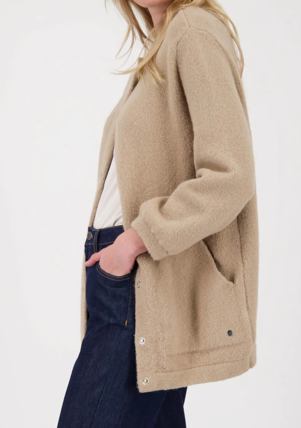 MONARI VEST