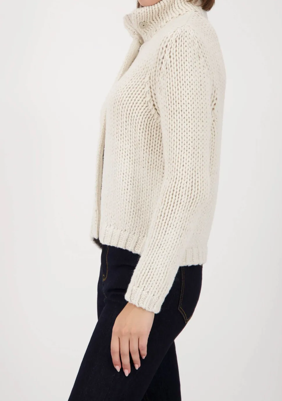 MONARI VEST