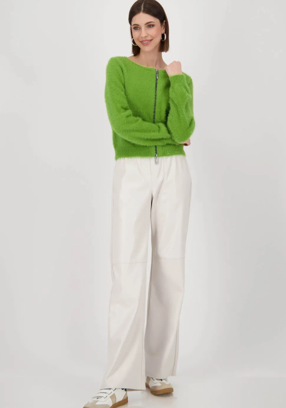MONARI VEST