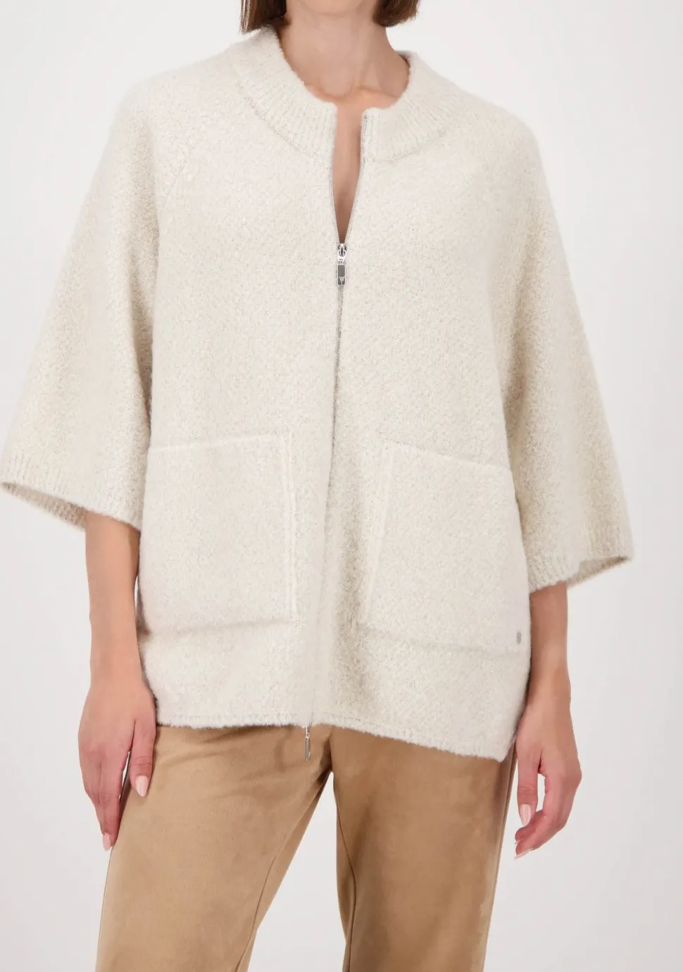 MONARI VEST