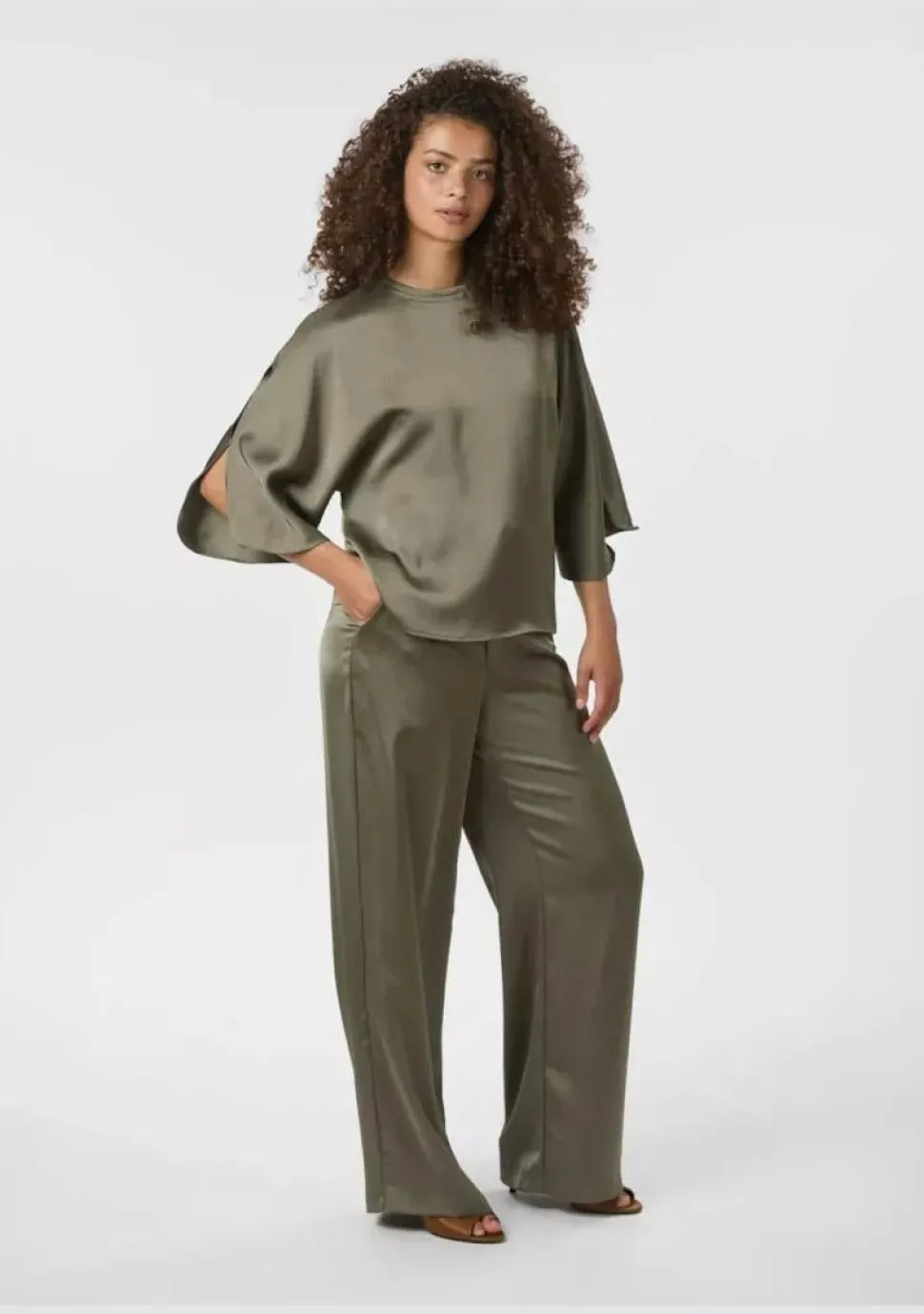 NEO NOIR BLOUSE