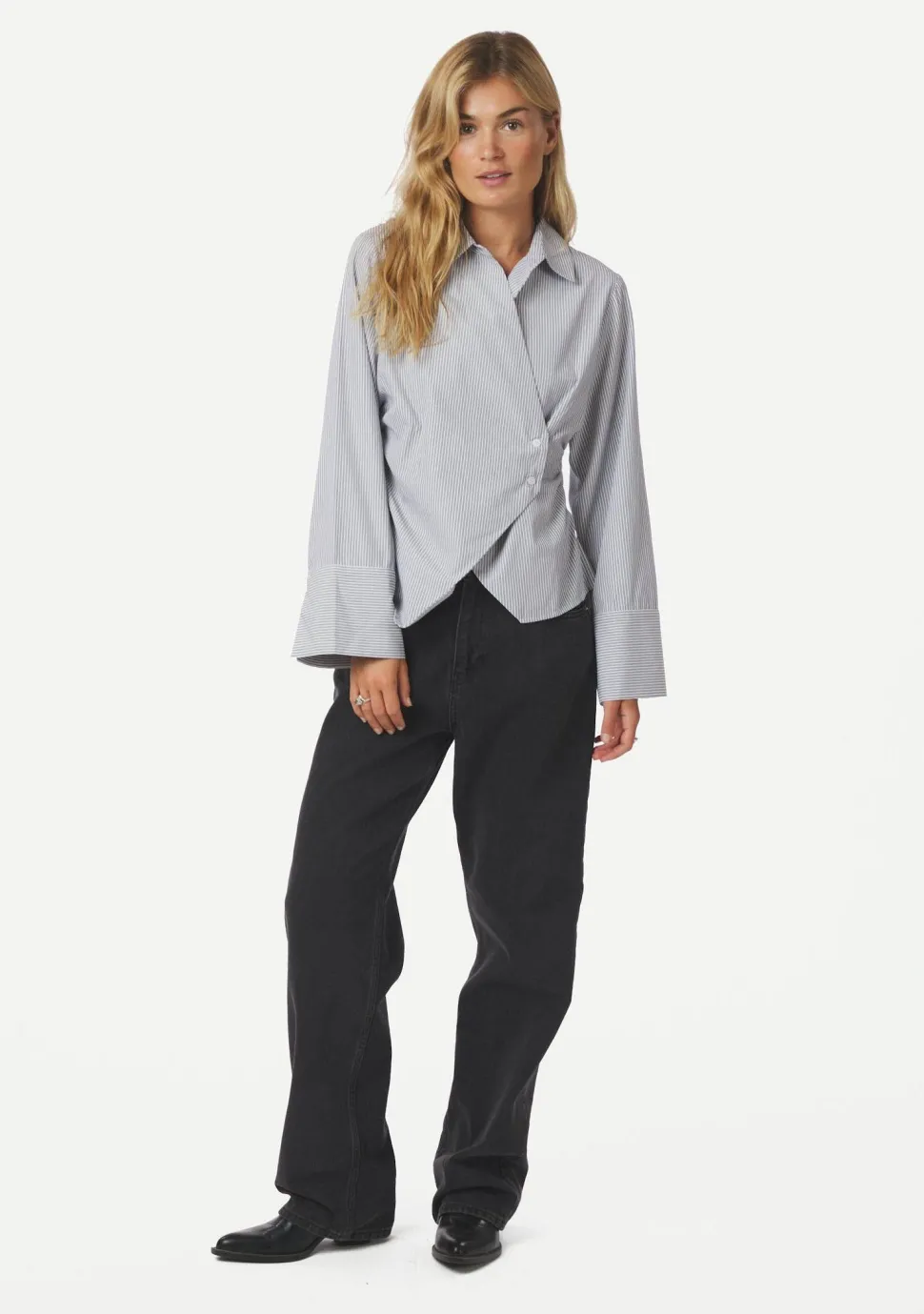 NEO NOIR BLOUSE