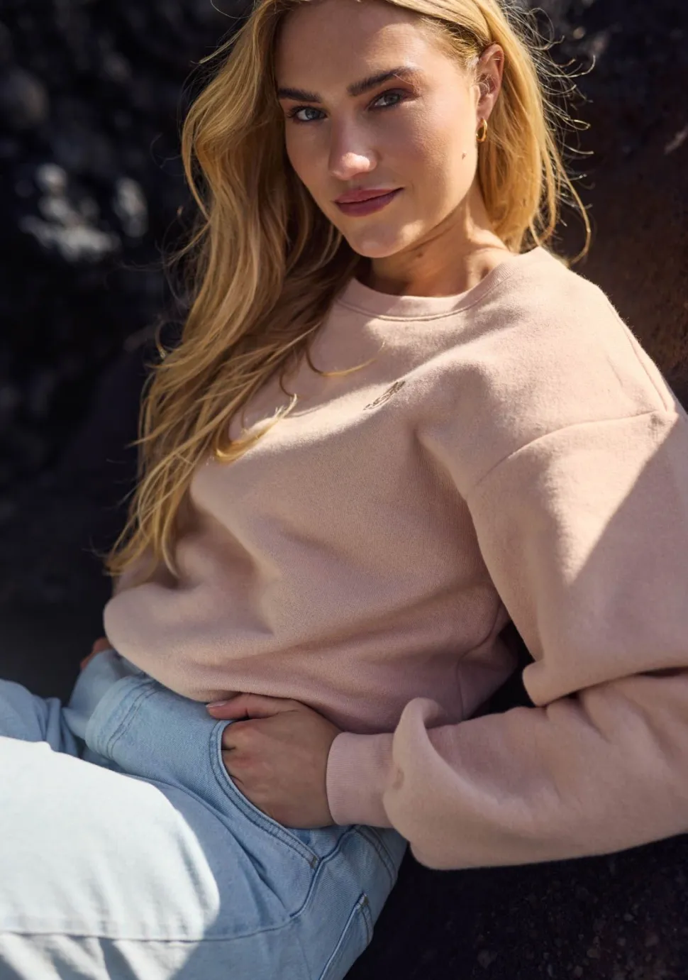 NUKUS SWEATER