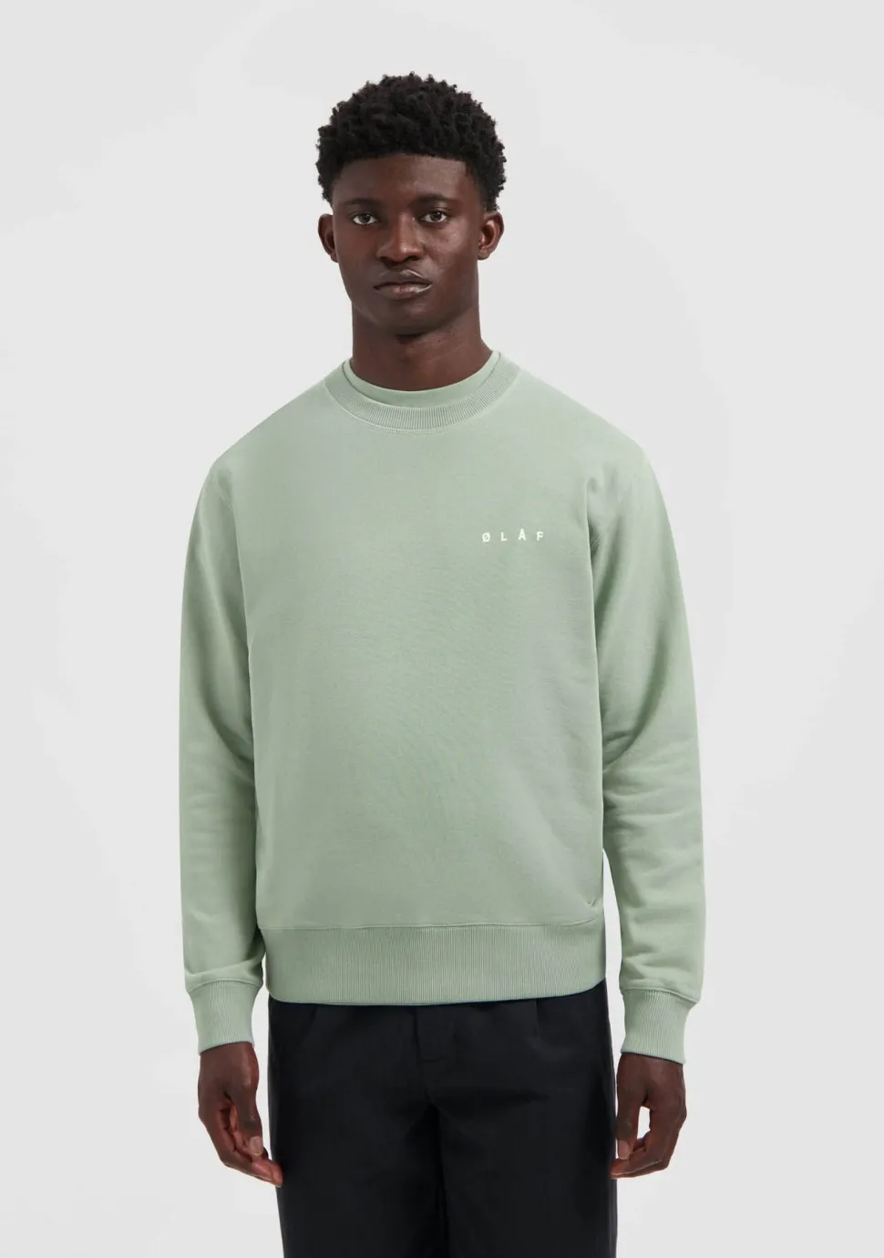 OLAF SWEATER