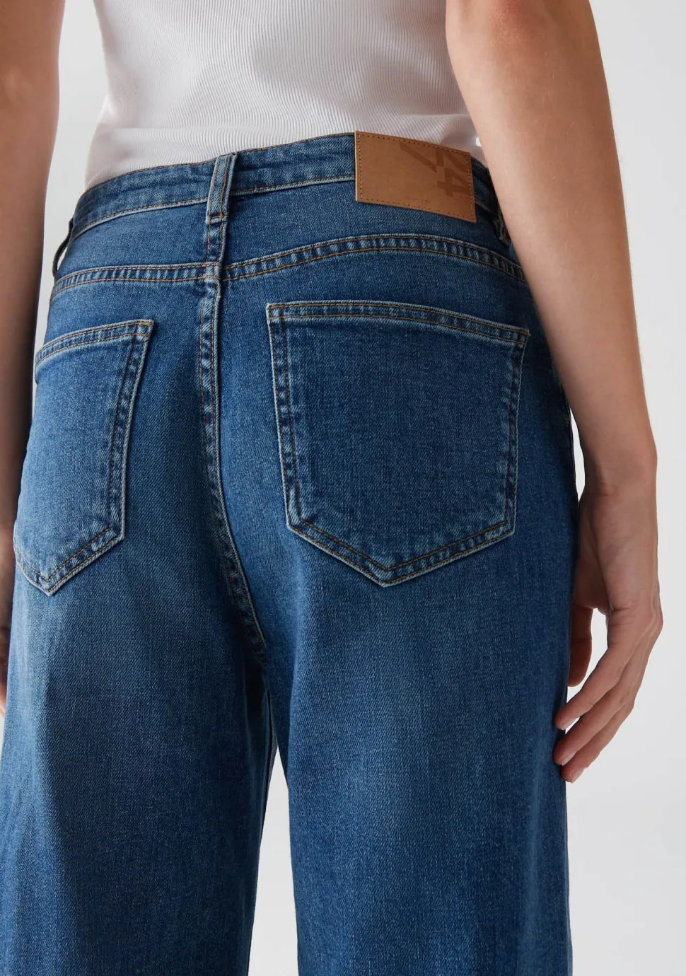 OPUS JEANS
