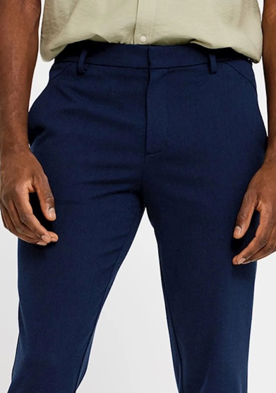 PLAIN CHINO