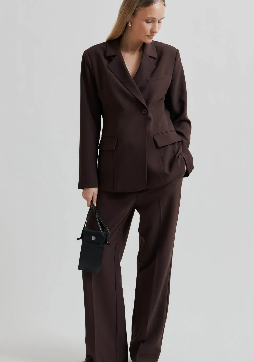 SECOND FEMALE BLAZER