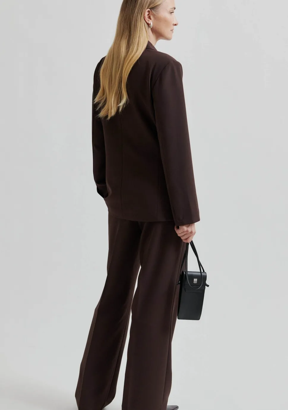 SECOND FEMALE BLAZER