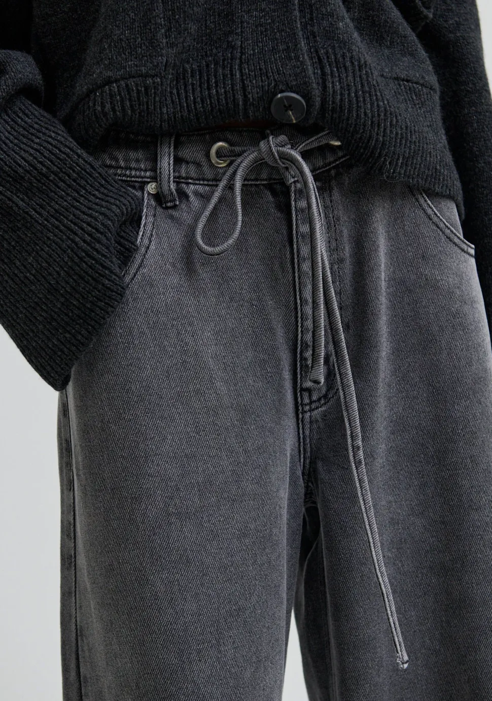 SECOND FEMALE JEANS