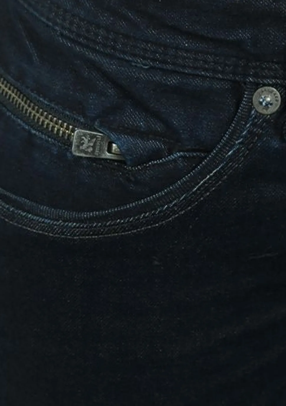 VANGUARD JEANS