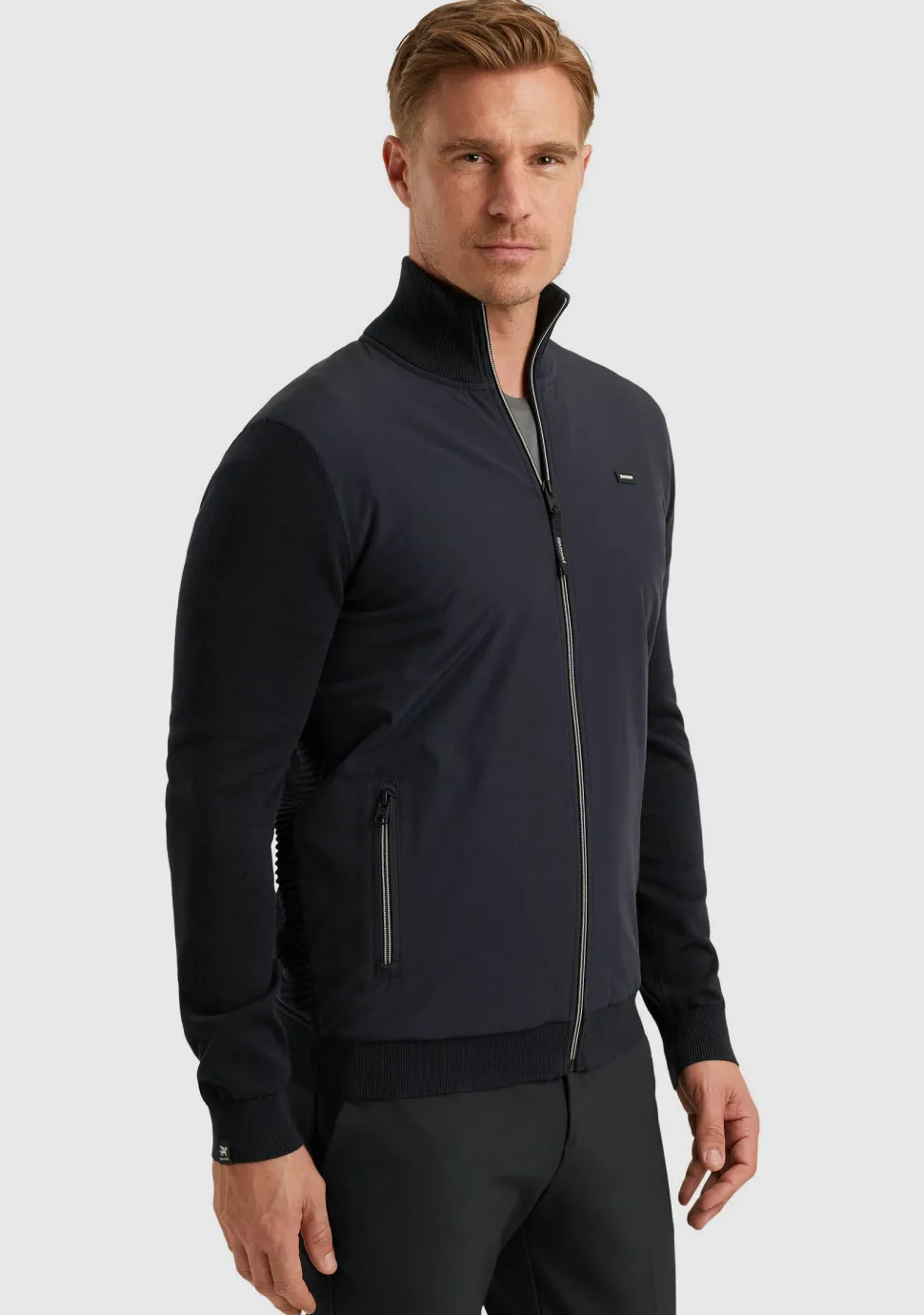 VANGUARD VEST