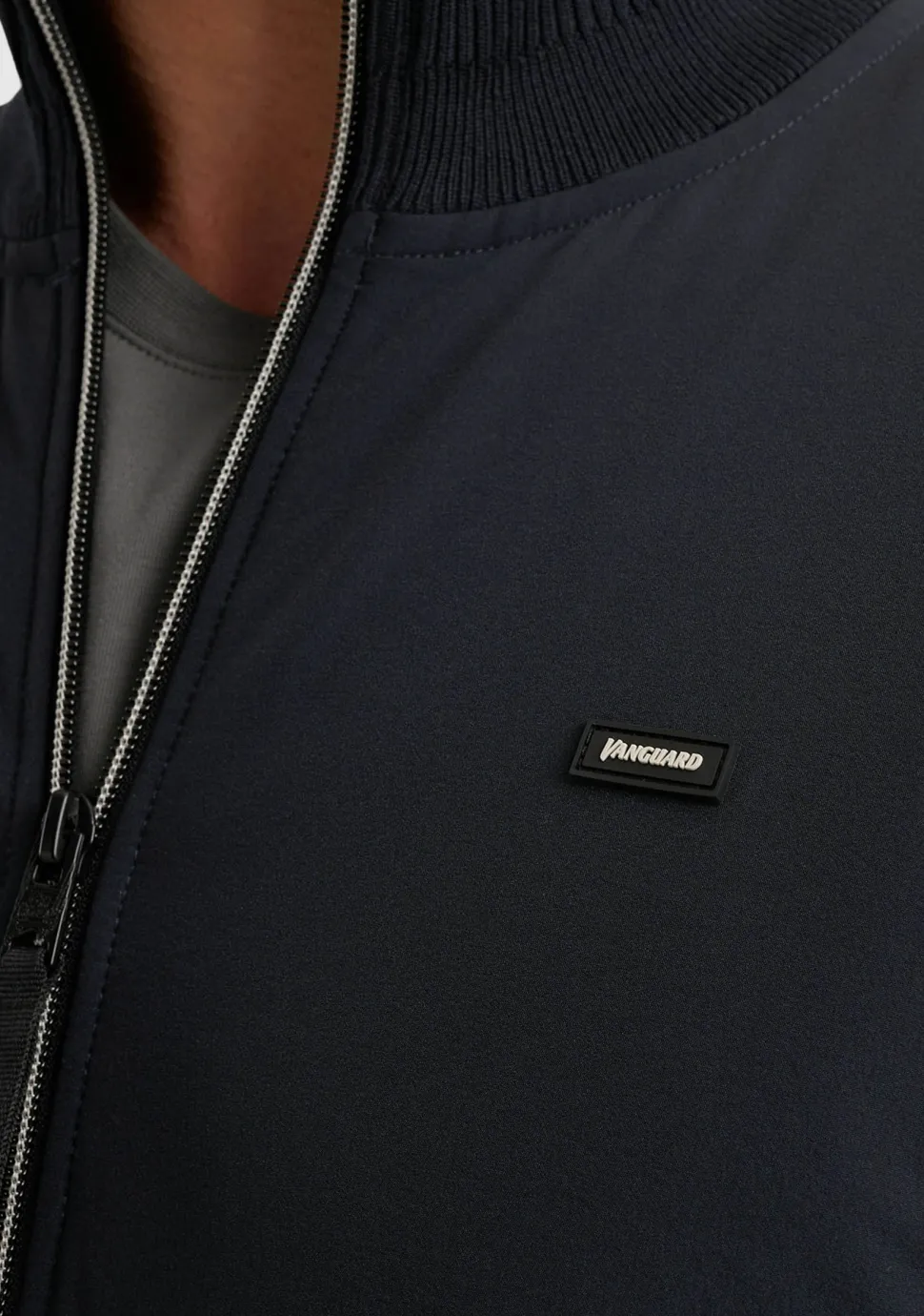 VANGUARD VEST