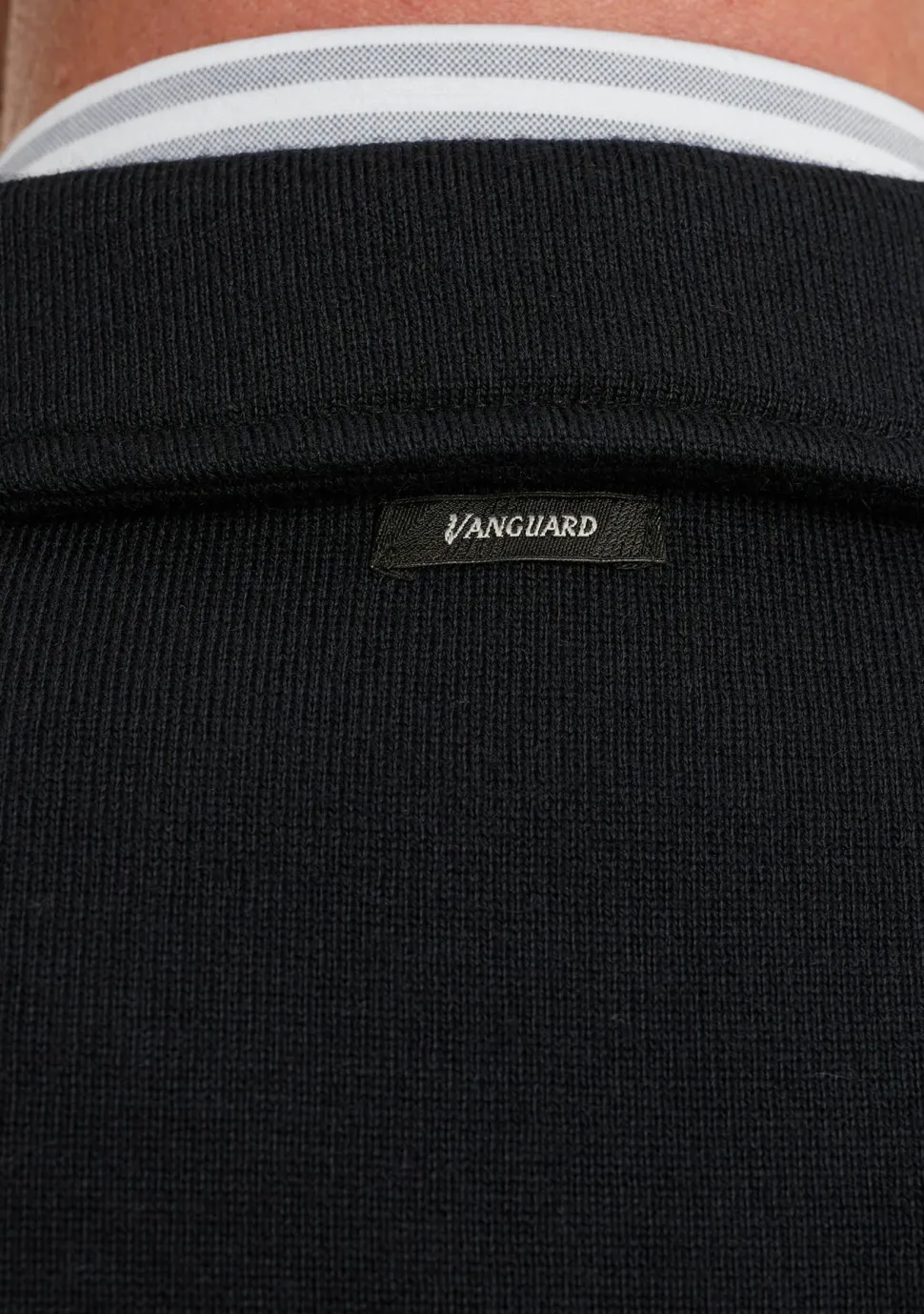 VANGUARD VEST