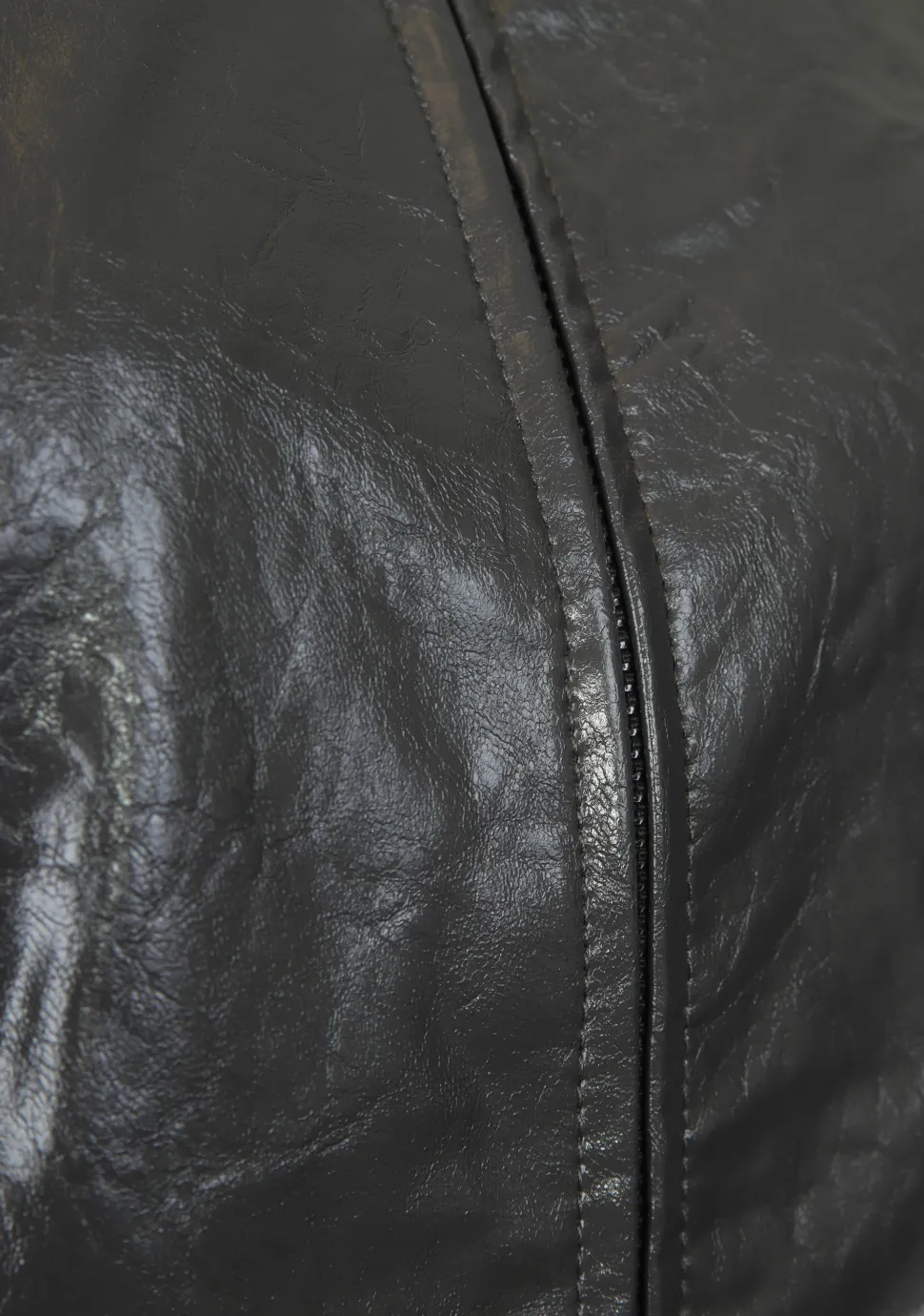 WITH BLACK LEER/SUEDE JACK