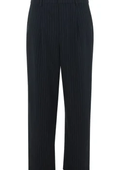 WITH BLACK PANTALON