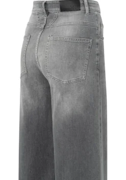 YAYA JEANS